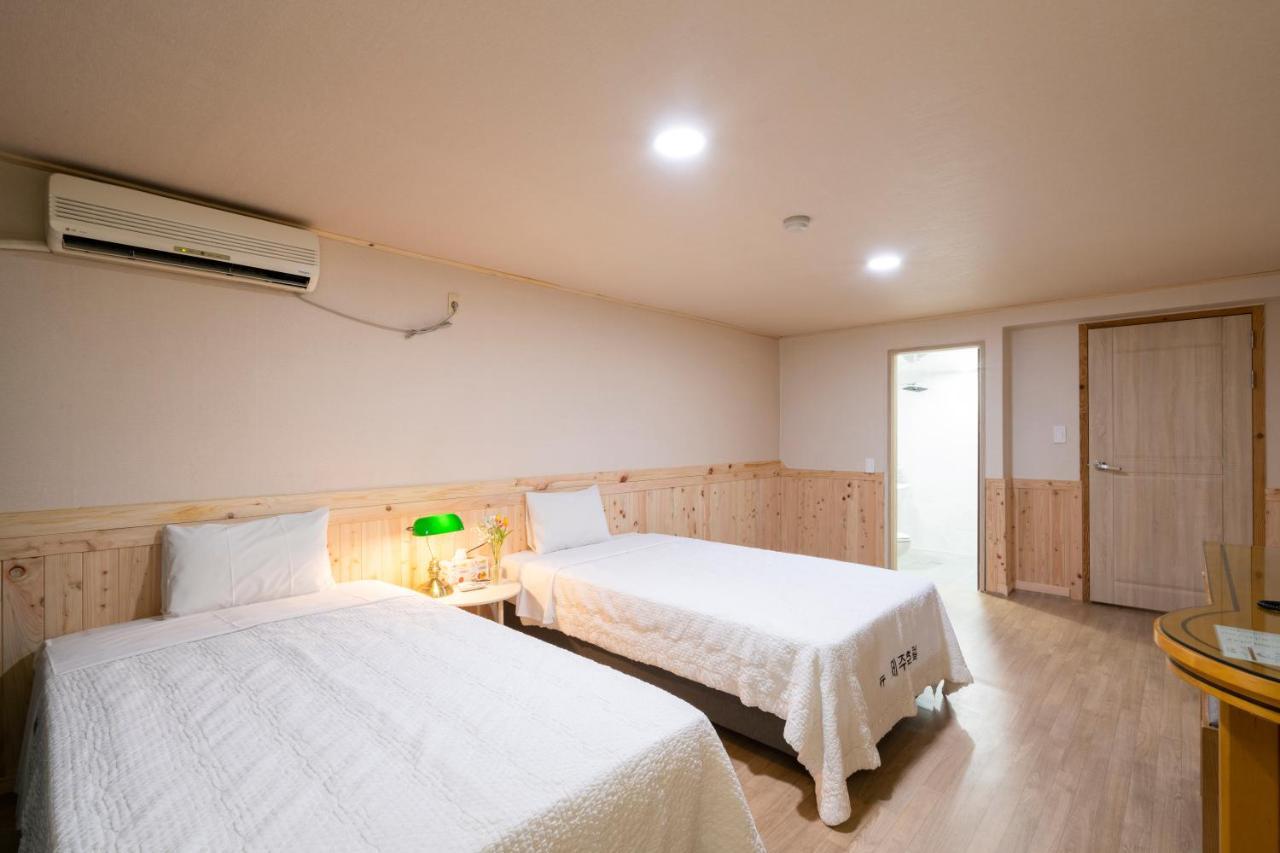 New Jeju Hotel Kültér fotó