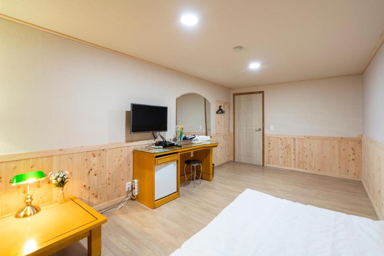 New Jeju Hotel Kültér fotó