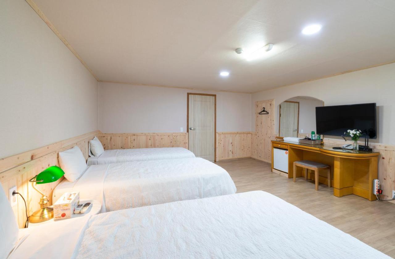New Jeju Hotel Kültér fotó